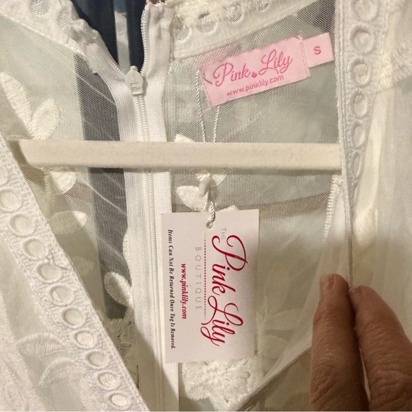 Pink Lily Ivory Lace Gown - Picture 3 of 6